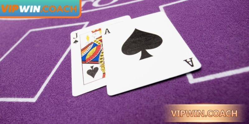 Rút bài Xì dách Vipwin khi tổng hiện tại thấp